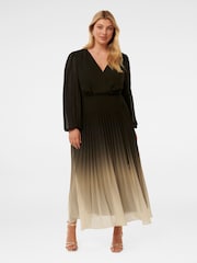Forever New Phillipa Curve Plissiertes Midikleid - Bild 1 von 4