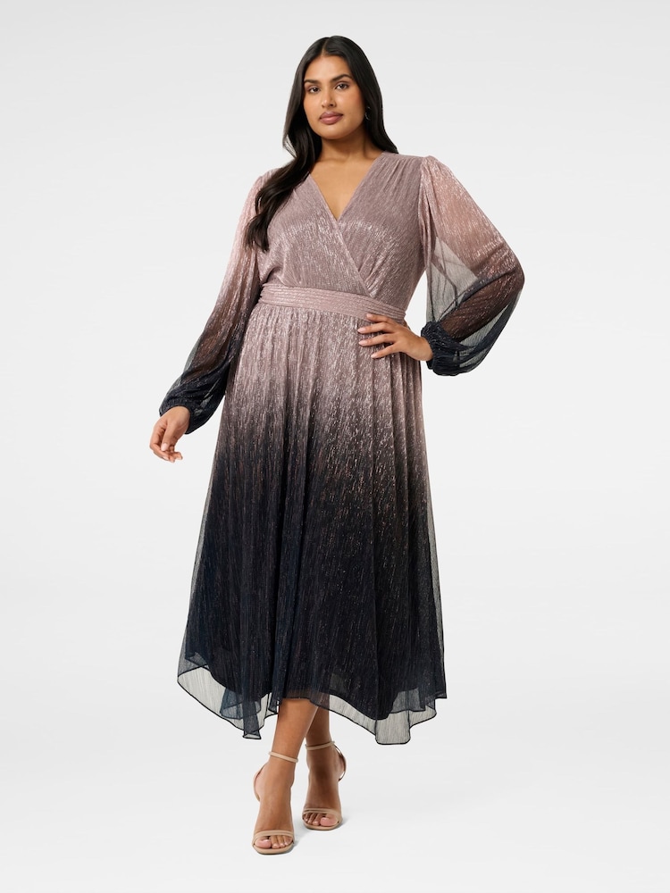 Forever New Pink Gisele Curve Ombre Plisse Maxi Dress - Image 1 of 4
