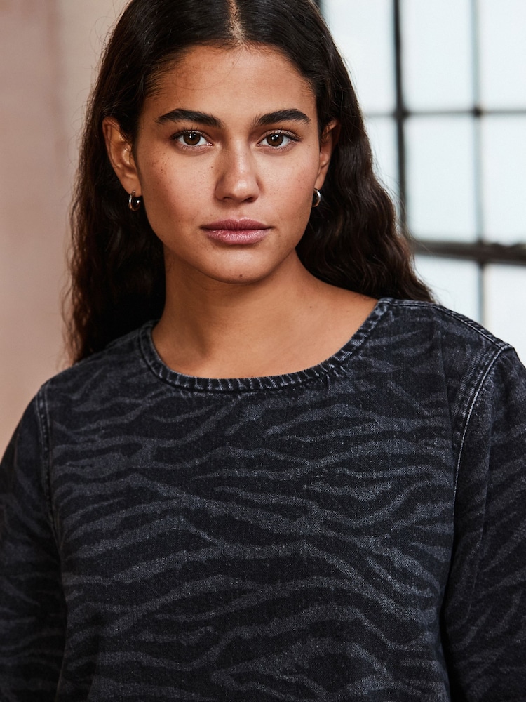Zebra Print 100% Cotton Short Sleeve Denim T-Shirt Dress - Image 4 of 9