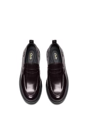 rdeča - Clarks nubuk Badell Step čevlji - Slika 5 iz 7