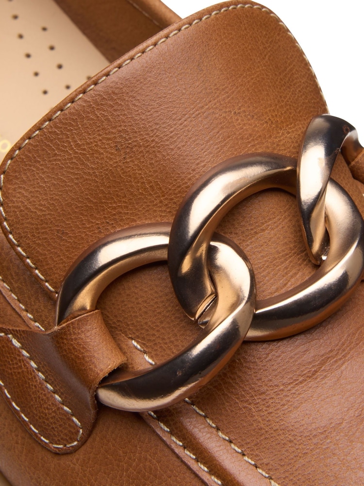 Clarks Brown Standard Fit (D) Sarafyna Iris Leather Shoes - Image 8 of 8