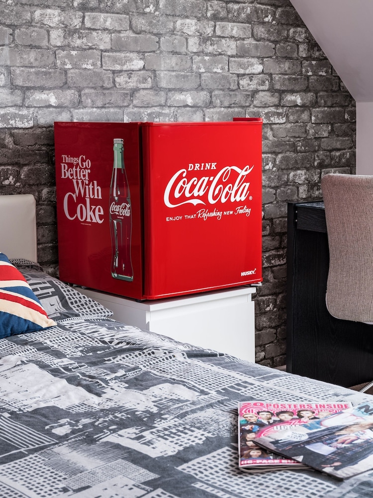 Husky Red Coca Cola Mini Fridge - Image 1 of 13