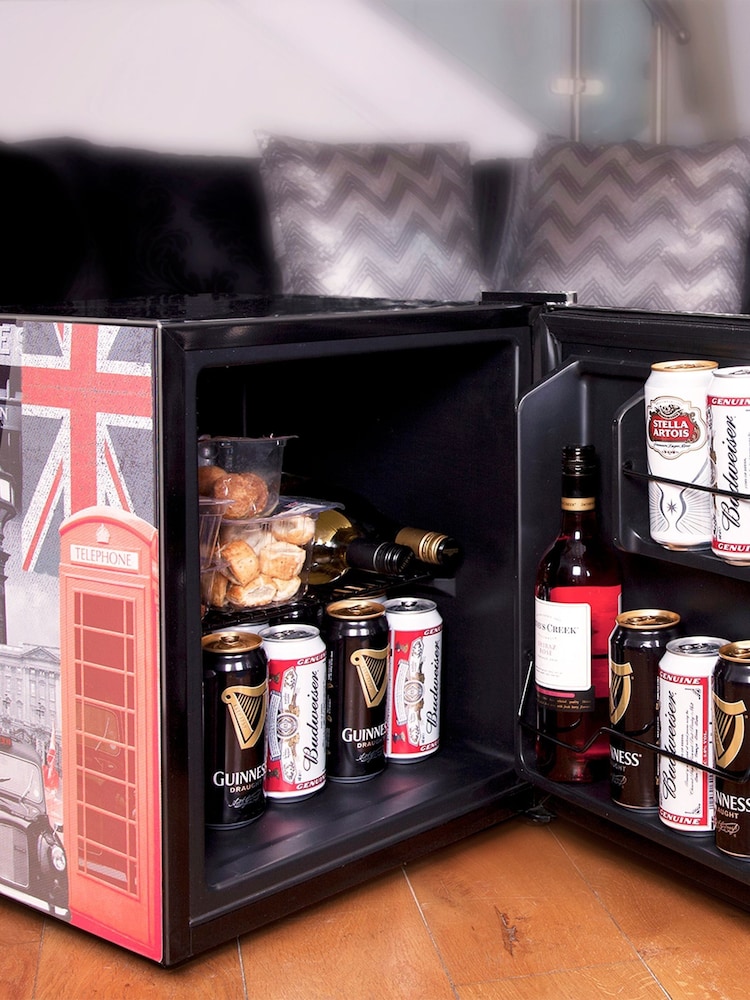 Husky Black London Mini Fridge - Image 2 of 6