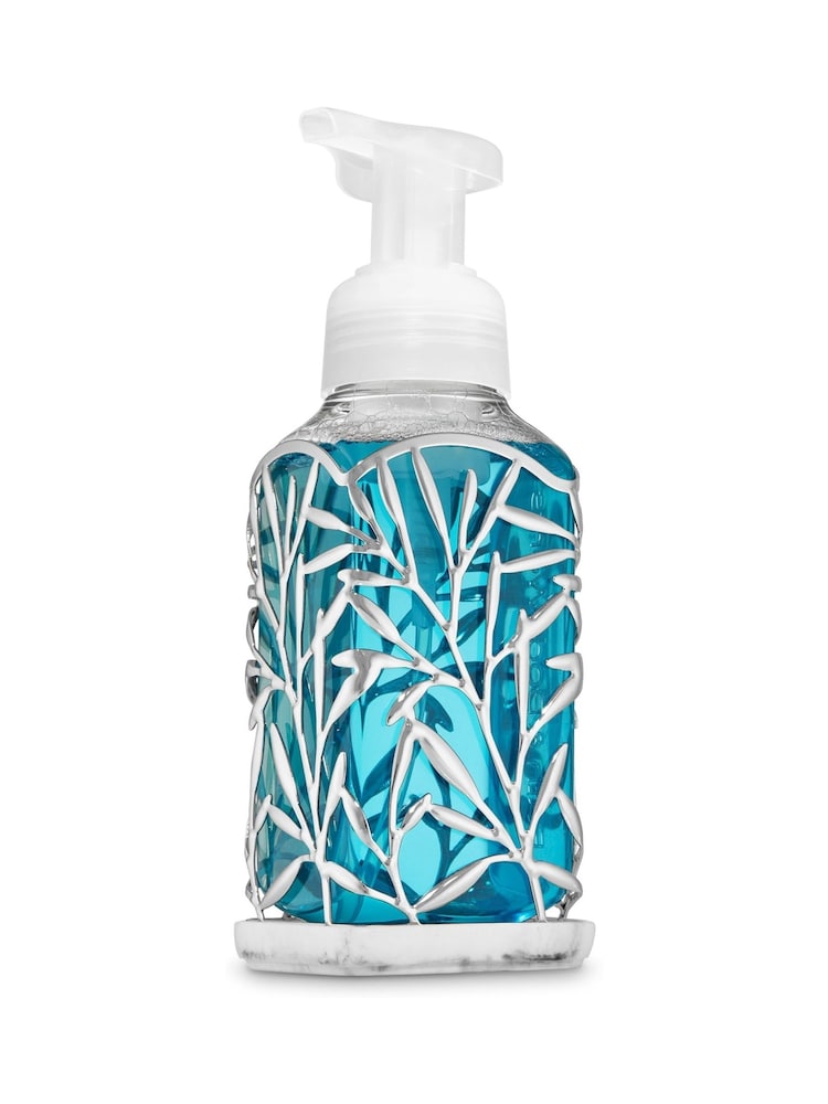 Bath & Body Works Vine Leaf Gentle Foaming Soap Holder - Image 1 of 1 Bath & Body Works Vine Leaf Gentle Foaming Soap Holder - Image 1 of 1