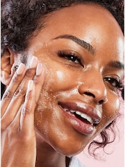 Bath & Body Works Exfoliating Face Wash With Aloe + Vitamin E 4 oz / 113 g - Image 2 of 2
