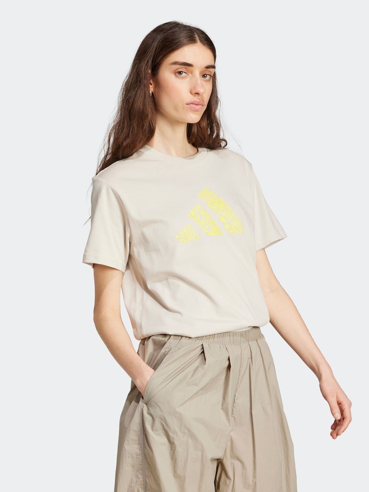 adidas Cream 100% Cotton T-Shirt - Image 3 of 6
