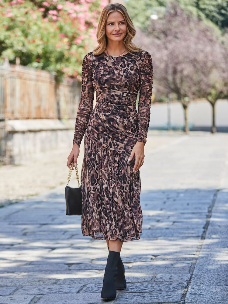 Sosandar Natural Animal Print Mesh Ruched Waist Fit and Flare Dress - Image 5 of 5