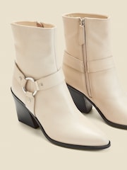 Sosandar Natural Western Style Leather Boots - Image 3 of 4