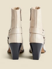 Sosandar Natural Western Style Leather Boots - Image 4 of 4
