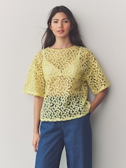 Amarillo - Boxy Floral Mesh Short Sleeve Top - Imagen 1 de 7