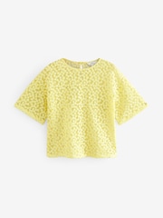 Amarillo - Boxy Floral Mesh Short Sleeve Top - Imagen 5 de 7