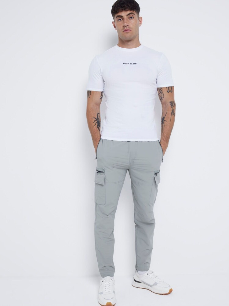 River Island White Muscle Fit Brand Carrier 100% Cotton T-Shirt - Image 2 of 4