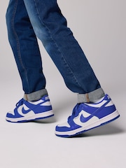 Nike White/Hyper Blue Youth Dunk Low Trainers - Image 5 of 5