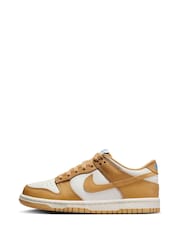 Nike Honeycomb Gold and White Youth Dunk Low Trainers - Image 2 of 10