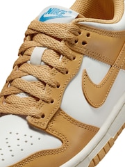 Nike Honeycomb Gold and White Youth Dunk Low Trainers - Image 9 of 10