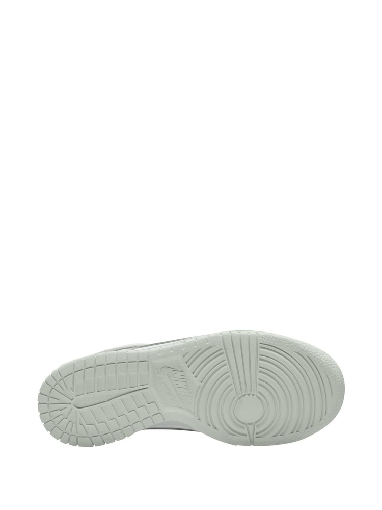 Nike White/Silver Grey Youth Dunk Low Trainers - Image 4 of 4
