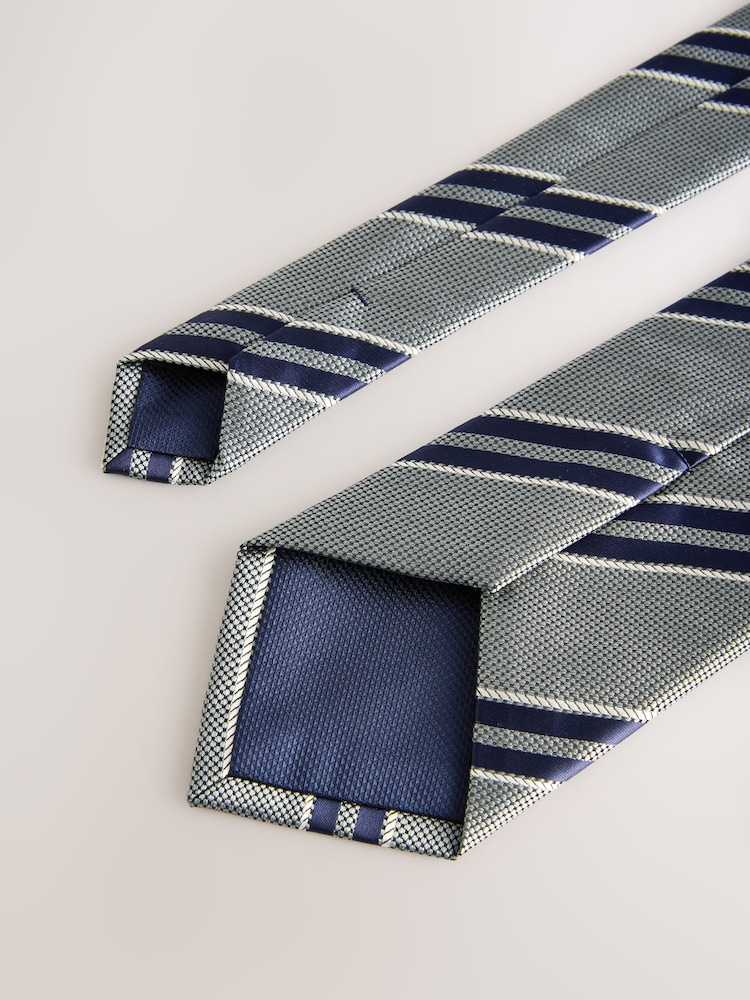 Green Pattern Tie - Image 3 of 3