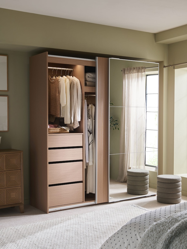 Mid Natural Olena Oak Effect 2m Sliding Wardrobe - Image 1 of 12