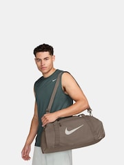Nike Mink Brown Gym Club Duffel Bag (24L) - Image 6 of 7