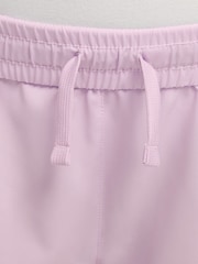 Doll Lilac - Pantalones cortos de tiro alto Dri-FIT One de Nike - Imagen 3 de 3