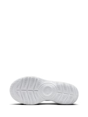 Nike White Youth Flex Runner 3 Trainers - Image 9 of 11