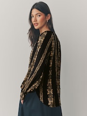 Black/Yellow Print Long Sleeve V-Neck Jersey Blouse - Image 3 of 7