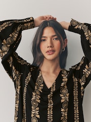 Black/Yellow Print Long Sleeve V-Neck Jersey Blouse - Image 4 of 7