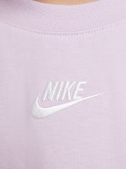 Сиреневый с принтом Doll - Nike Sportswear Short Sleeve 100% Cotton T-Shirt - Image 6 of 6