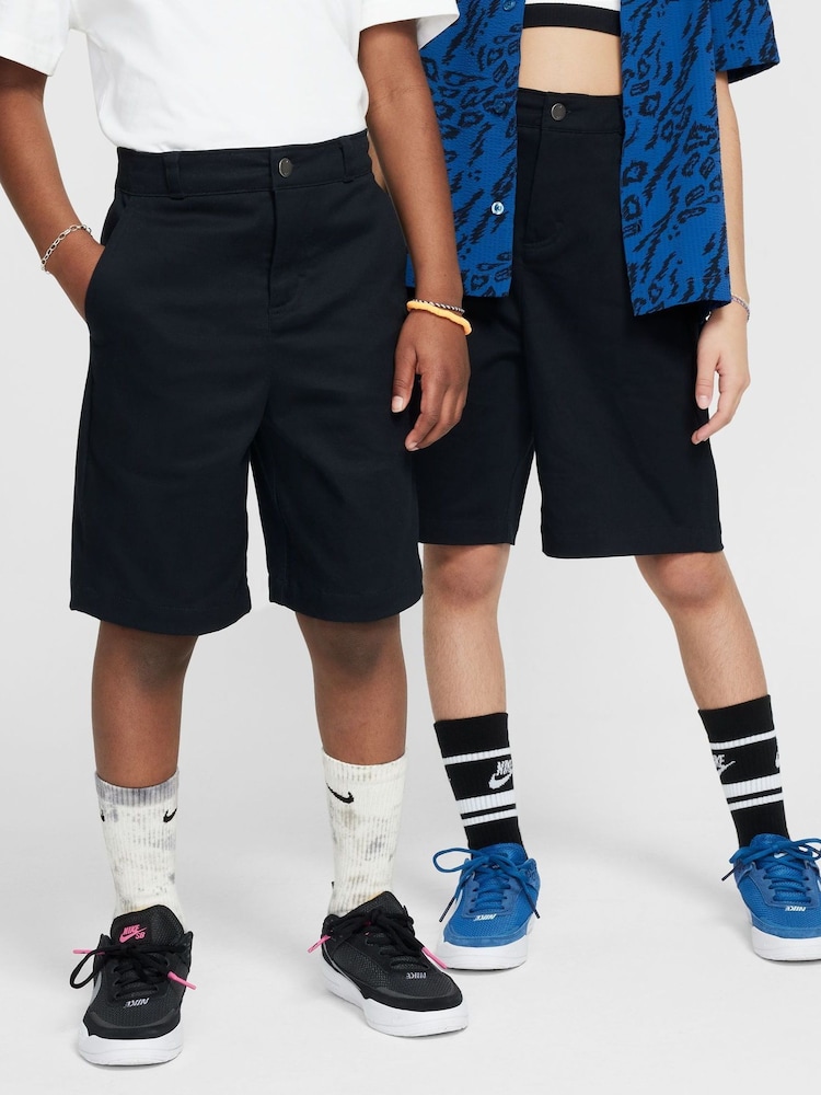 Nike Black SB Chino Skate Shorts - Image 2 of 11 Nike Black SB Chino Skate Shorts - Image 2 of 11