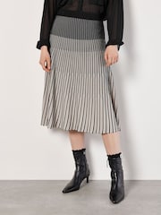 Apricot Black Gradiating Knitted Midi Skirt - Image 3 of 6
