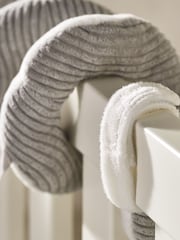 The White Company Spiral Cot White Toy - Image 3 of 3