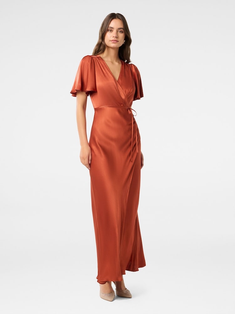 Orange - Forever New – Chelsea – Maxikleid aus Satin mit Flatterärmeln - Bild 4 von 4 Orange - Forever New – Chelsea – Maxikleid aus Satin mit Flatterärmeln - Bild 4 von 4