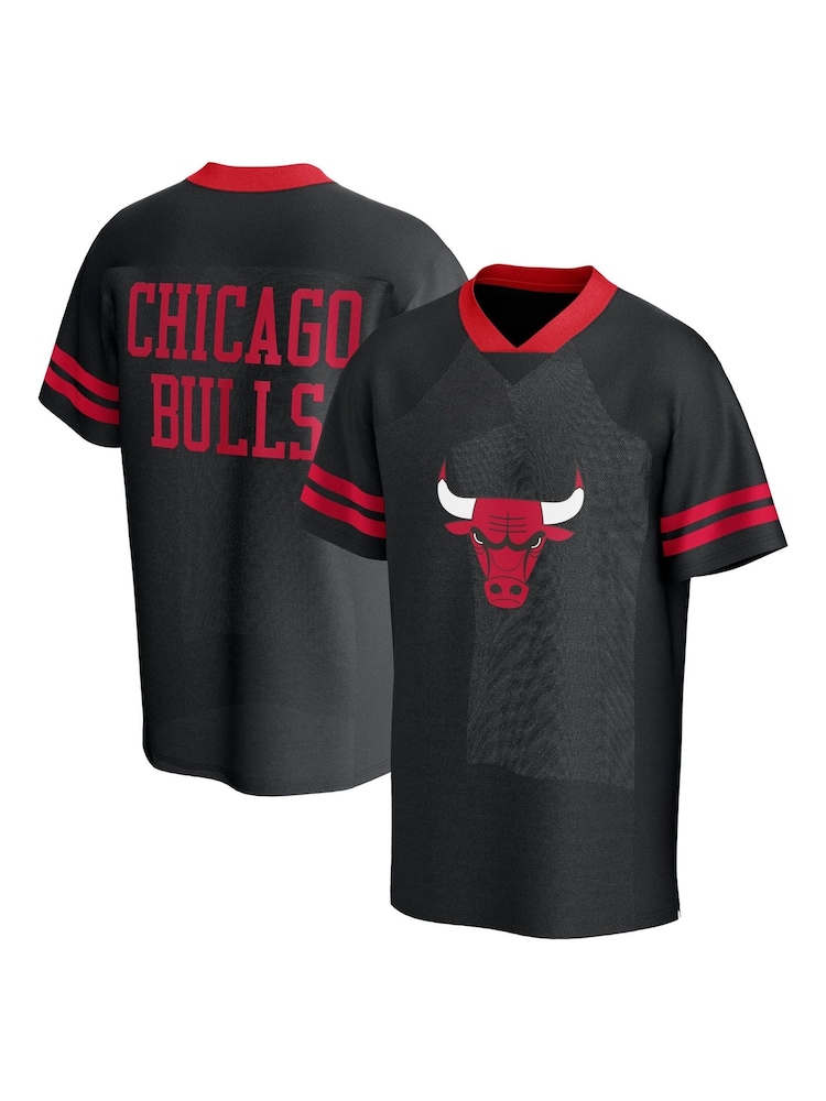 Fanatics NBA Chicago Bulls Foundation American Football Fashion Black Top - Image 1 of 3