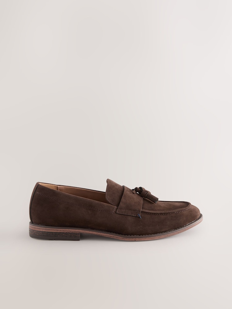 Brown Tassel Loafers - Image 2 of 4 Brown Tassel Loafers - Image 2 of 4