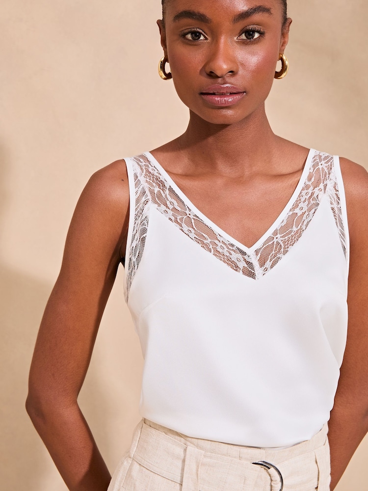 Lipsy White Lace Panel Vest - Image 4 of 4