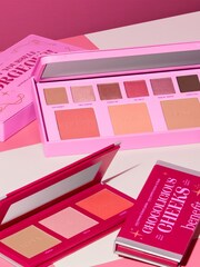 Benefit Treat Yourself Gorgeous! Limited Edition Eyeshadow & Blush Palette - Image 2 of 4