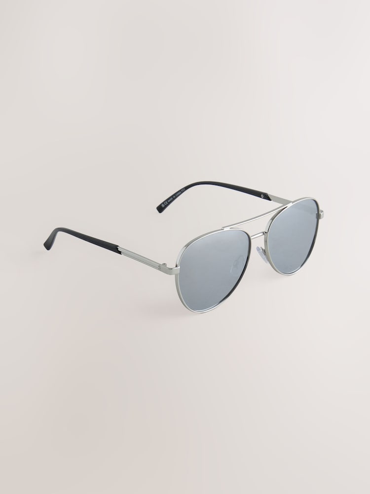 Silver Tone Aviator Style Sunglasses - Image 2 of 3