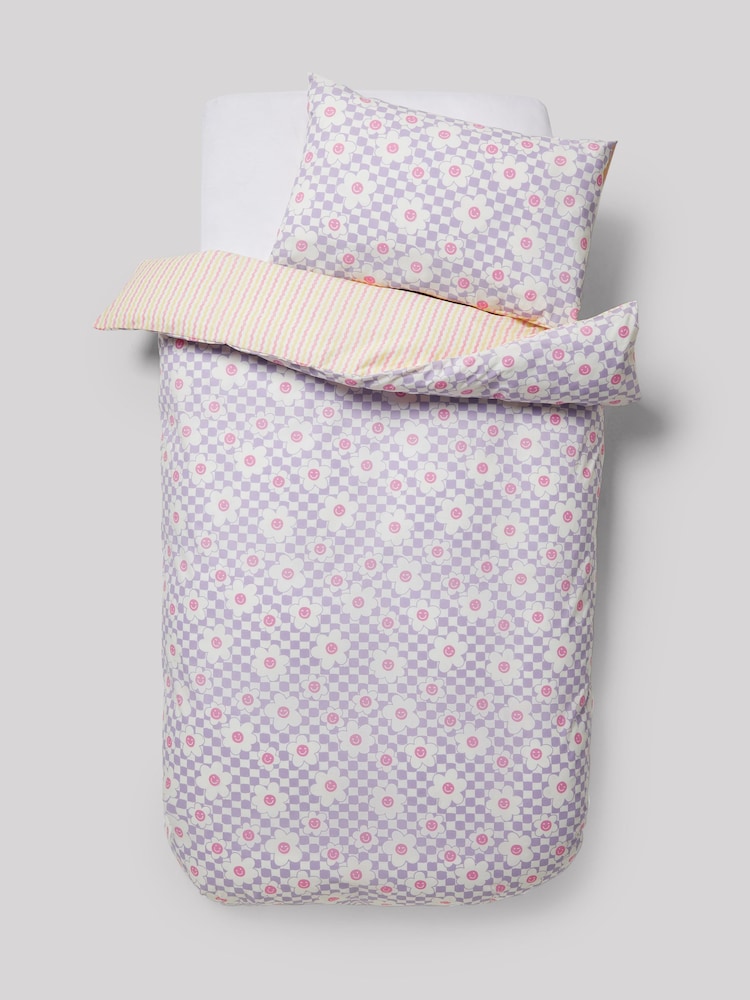 Lilac Flower Checkerboard Printed Polycotton Duvet Cover and Pillowcase Bedding Set - Image 5 of 7