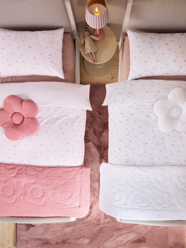 2 Pack White/Pink Floral Duvet Cover and Pillowcase Set - Image 3 of 5