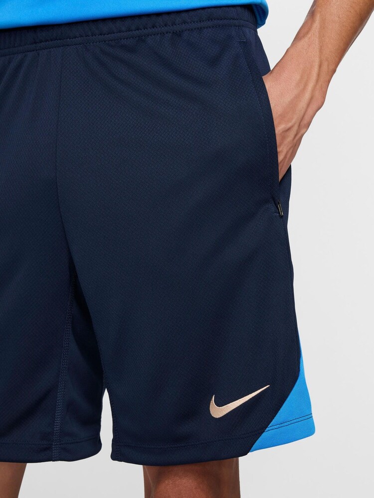 Nike Blue Chelsea Strike Shorts - Image 3 of 5
