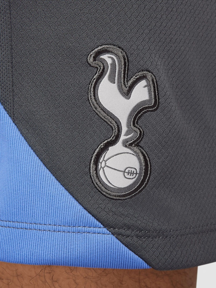 Nike Grey Tottenham Hotspur Strike Training Shorts - Image 5 of 5