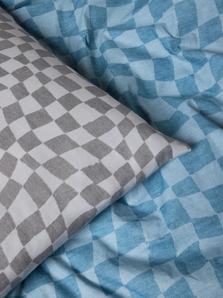 Blue Grey Checkerboard 100% Cotton Printed Bedding Duvet Cover and Pillowcase Set - Image 6 of 7