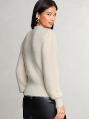 Crema - Lipsy Fluffy Metallic Puff Sleeve Knitted Jumper - Imagen 4 de 4