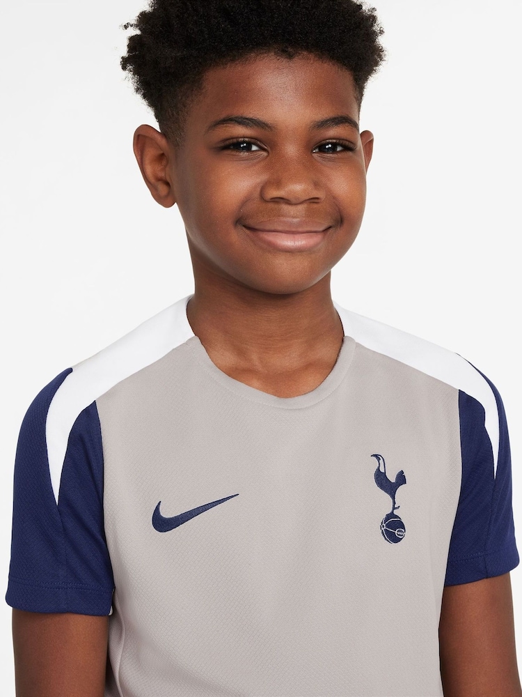 Nike Grey Tottenham Hotspur Strike T-Shirt - Image 3 of 3