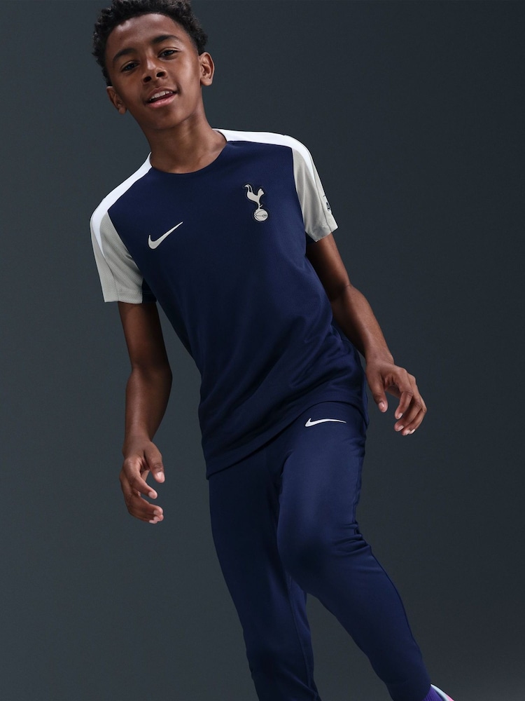 Nike Blue Tottenham Hotspur Strike T-Shirt - Image 2 of 5 Nike Blue Tottenham Hotspur Strike T-Shirt - Image 2 of 5