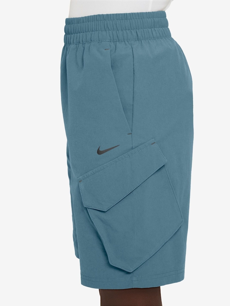 Nike Teal Blue Sportswear City Utility Cargo Shorts - Image 4 of 4