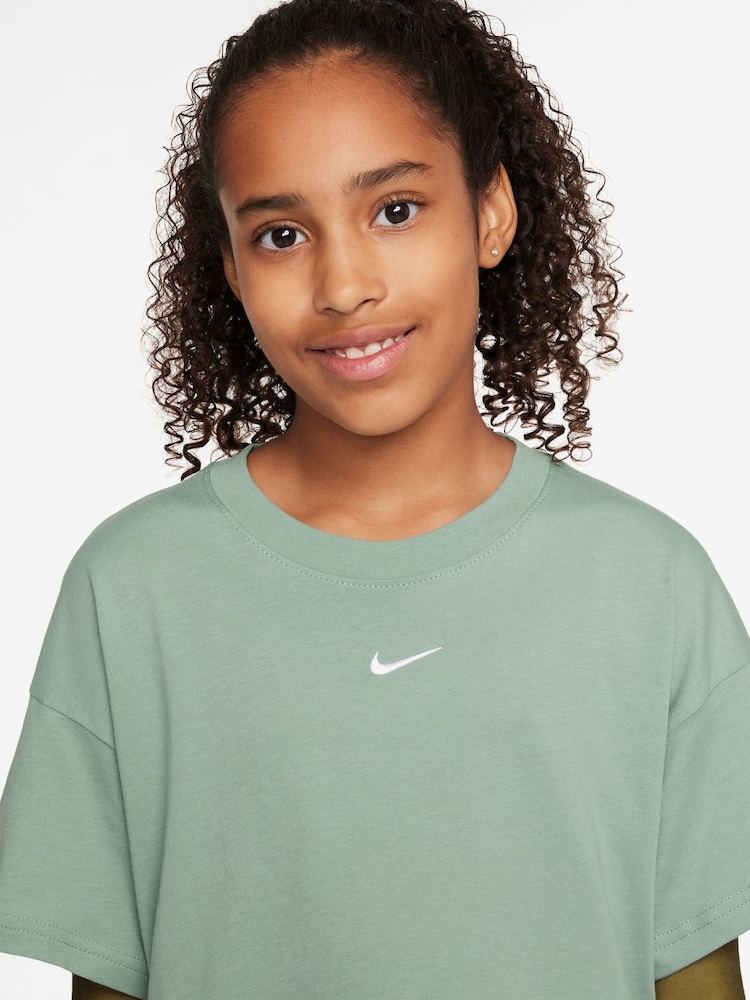 Nike Steam Green Sportswear Boxy 100% Cotton T-Shirt - Image 3 of 3