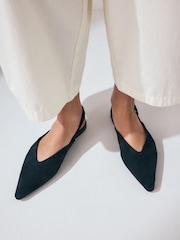 Marinha - Forever Comfort® Leather Point Toe Buckle Slingback Shoes - Imagem 4 de 9