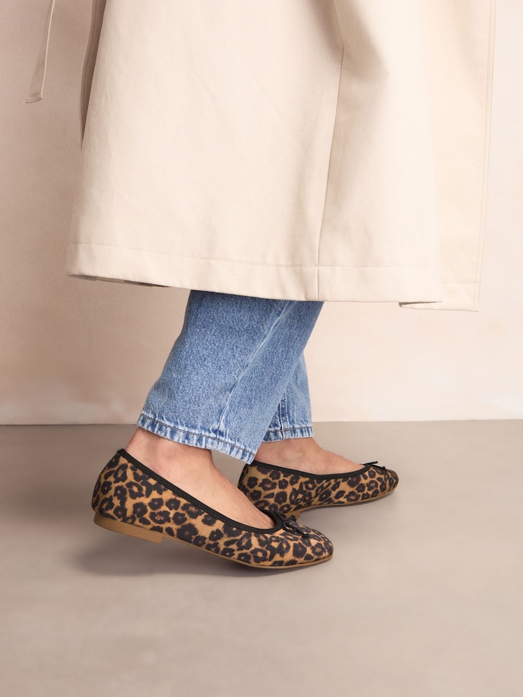 Leopard Animal Print Standard/Wide Fit Forever Comfort® Ballerinas Shoes - Image 3 of 4