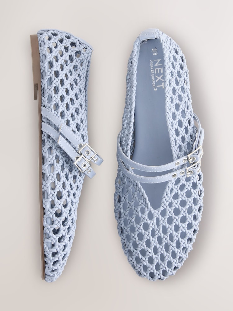 أزرق - حذاء Mary Jane بتصميم منسوج ومقدمة مستديرة وإبزيم مزدوج من Forever Comfort® - صورة 1 من 10